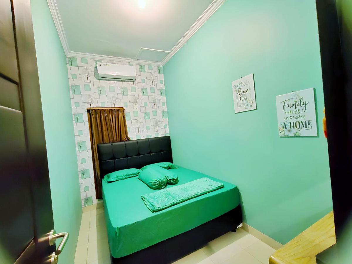De Patuk Homestay Γιογκιακάρτα Εξωτερικό φωτογραφία