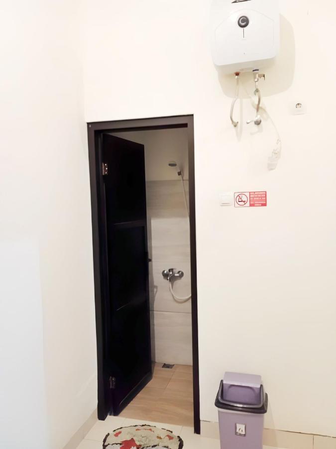 De Patuk Homestay Γιογκιακάρτα Εξωτερικό φωτογραφία