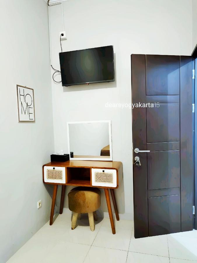 De Patuk Homestay Γιογκιακάρτα Εξωτερικό φωτογραφία